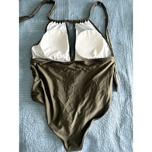 Womens Cupshe Bathing Suit Dark Green Size 2X New with Tags - Picture 2 of 3